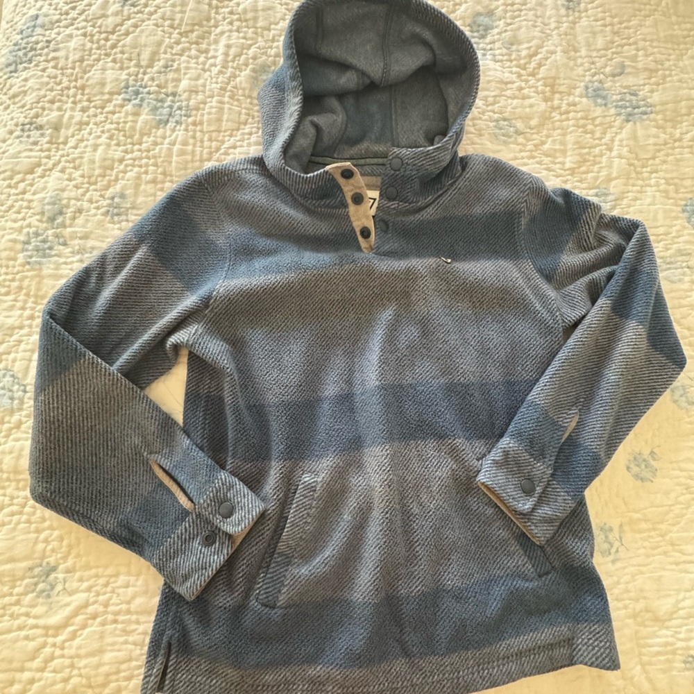 VISSLA Textured Blue Button-Up Hoodie